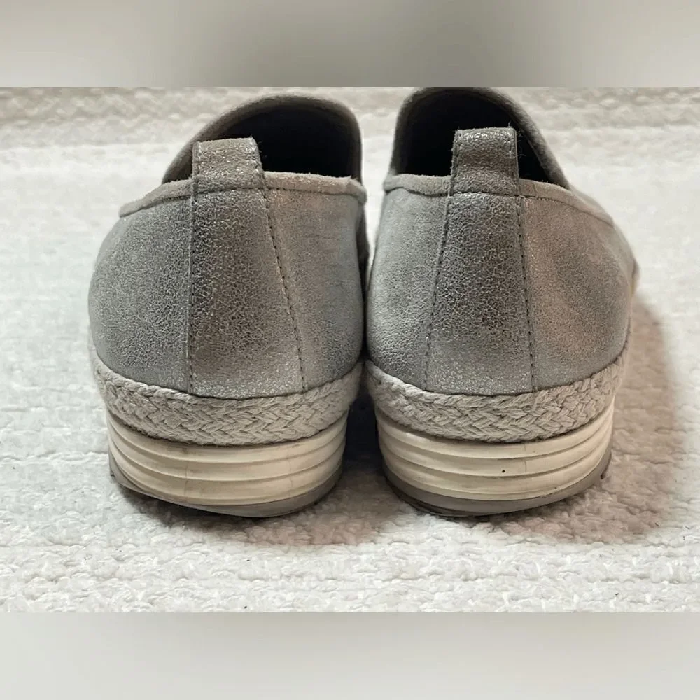 Paul Green Joaquin Espadrille in silver and gold metallic size 7.5 UK/10 US